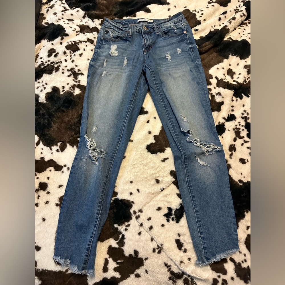 KanCan distressed raw hem blue jeans size 25